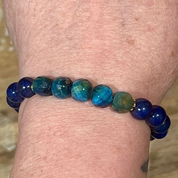 SOLD OUT - Picture 2 of 10